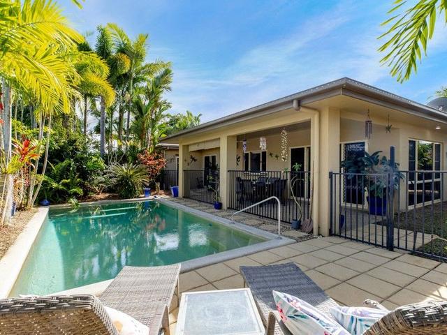 6 Shearwater Street, QLD 4877