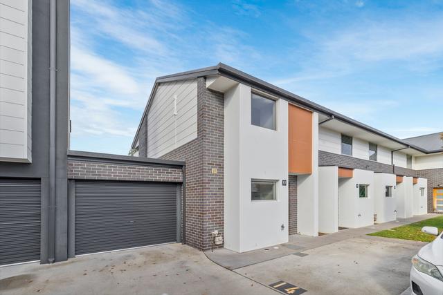 13/8 Henry Kendall Street, ACT 2913