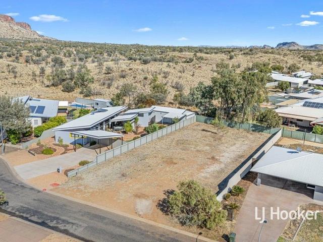 4 Wright Place, NT 0875