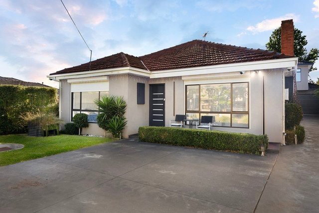 1/4 Springs Road, VIC 3169
