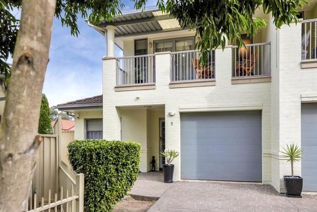 5/10 Barrett Place, NSW 2749