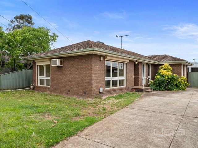 13 Bridge Road, VIC 3338