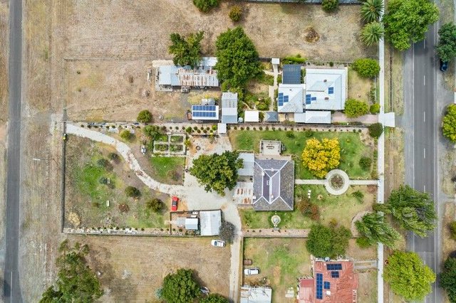 42 Service Street, VIC 3370