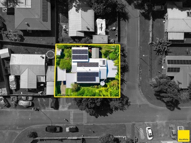 30 Long Street, QLD 4870