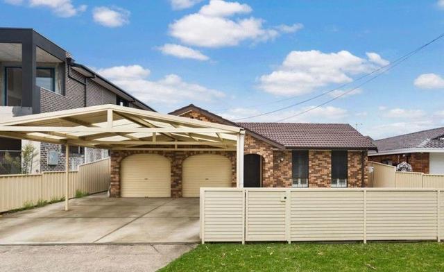 18 Ganmain Crescent, NSW 2214