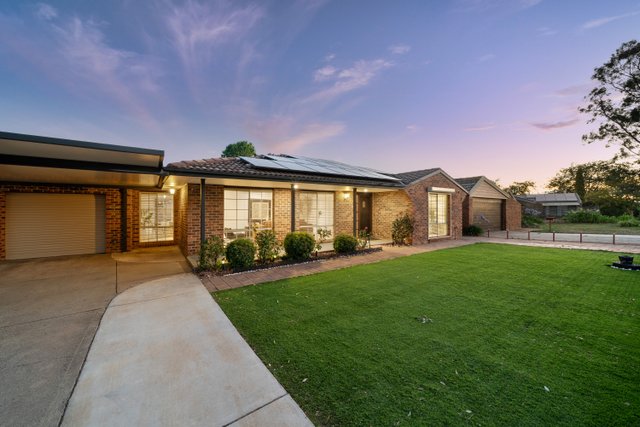 28 Ratcliffe Crescent, ACT 2615