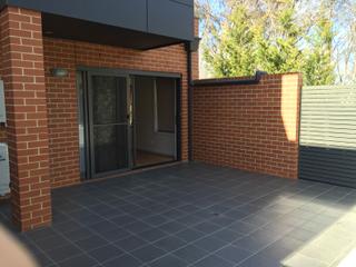Courtyard (2017-04-01)