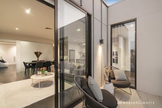 303/4 Cromwell Road, VIC 3141