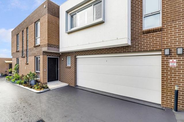 2/10 Nicholson St, NSW 2222