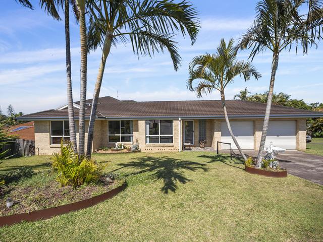 2 Beachside Court, NSW 2450