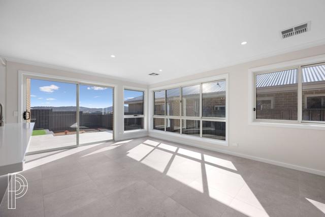 16 Kurzia Street, NSW 2620