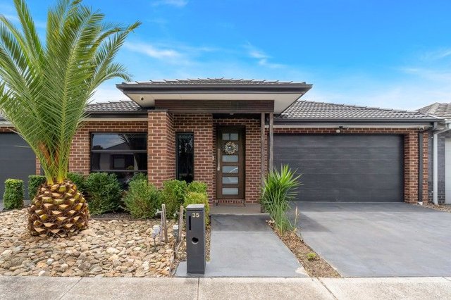 35 Lemon Myrtle Way, VIC 3064