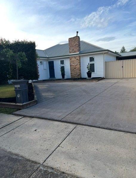 18 Dennis Avenue, VIC 3033