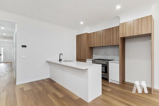 5 Surat Way, VIC 3335