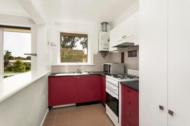 10/8 St Leonards Avenue, VIC 3182