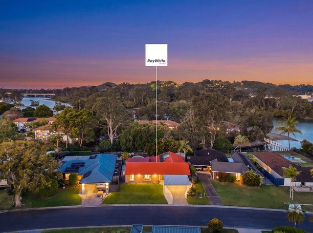 92 Cyclades Crescent, QLD 4223