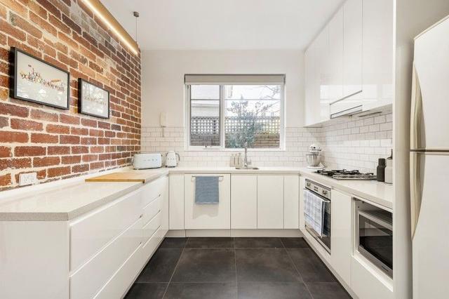 2/139 Alma Road, VIC 3183