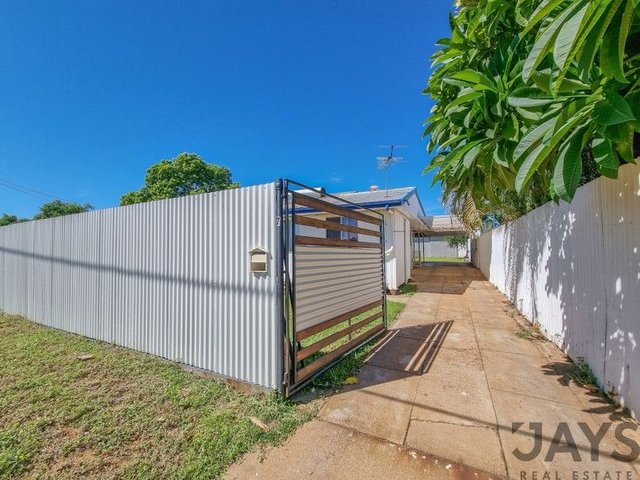7 Carbonate  Street, QLD 4825