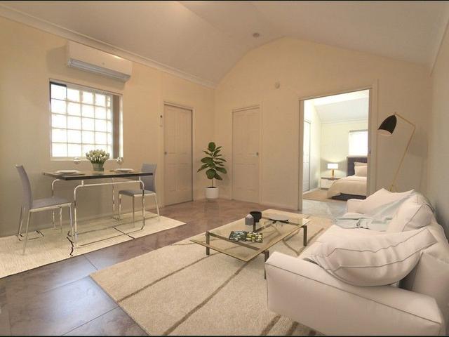 2/43 Jubilee Avenue, NSW 2218