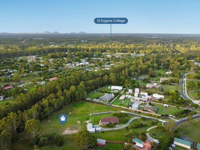 10 Candlebark Crescent, QLD 4505
