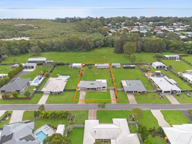 25 Waters Edge Drive, QLD 4655