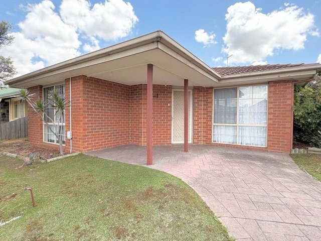 45 Rearden Crescent, VIC 3064