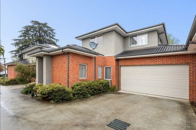 2/11 Garden Avenue, VIC 3132