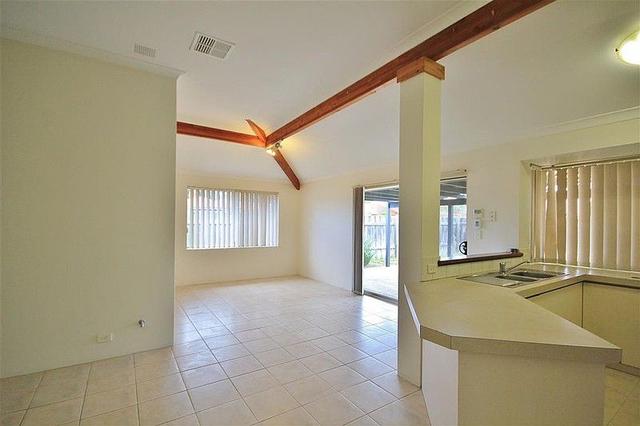 15B Hassell Crescent, WA 6149