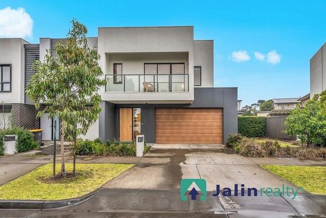 4 Newcastle Drive, VIC 3170