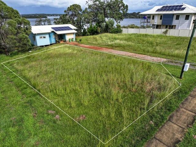 154 Canaipa Point Dve, QLD 4184