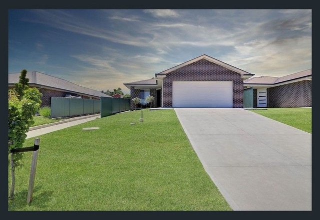 20 Barr Street, NSW 2795