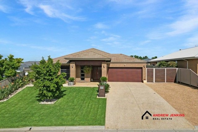 32 Scenic Dr, VIC 3644