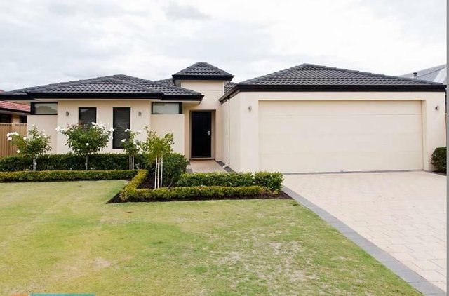 6 Tarn Dr, WA 6155