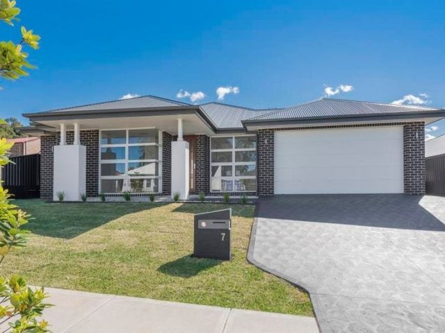 7 Windross Drive, NSW 2282