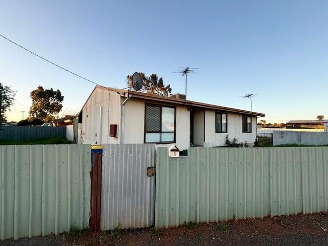 1 Watts Close, WA 6432