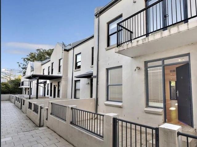 2/32 Ross Street, NSW 2037