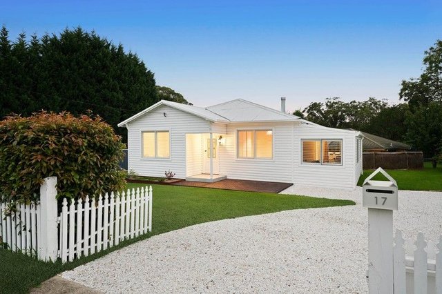 17 Elsworth Avenue, NSW 2575