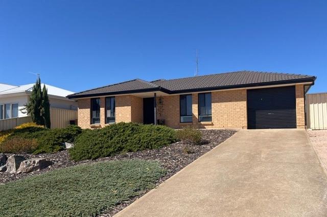 8 Hosking Place, SA 5558