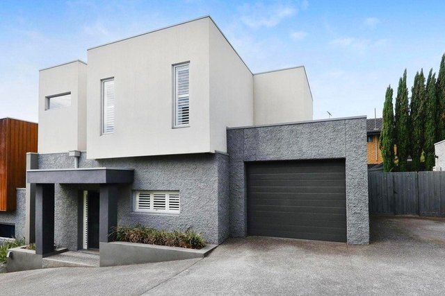 2/24 Laurence Avenue, VIC 3042