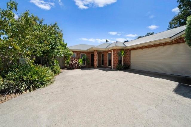 2/77 Cambridge Drive, VIC 3722