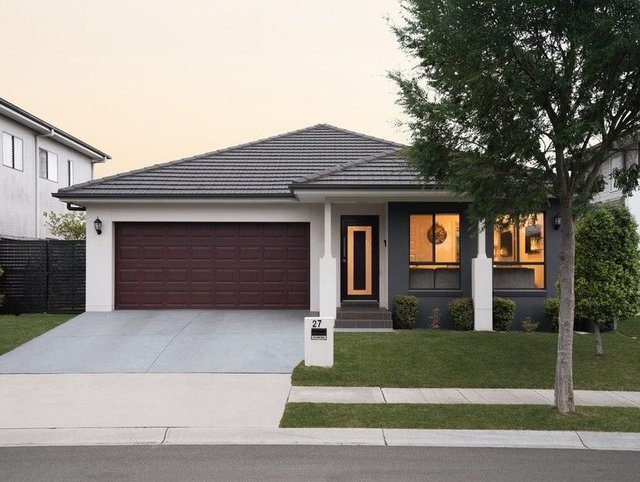 27 Bowen Circuit, NSW 2557