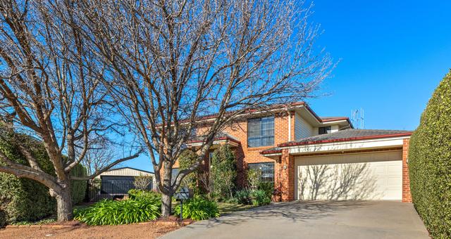 5 Henry Place, NSW 2582