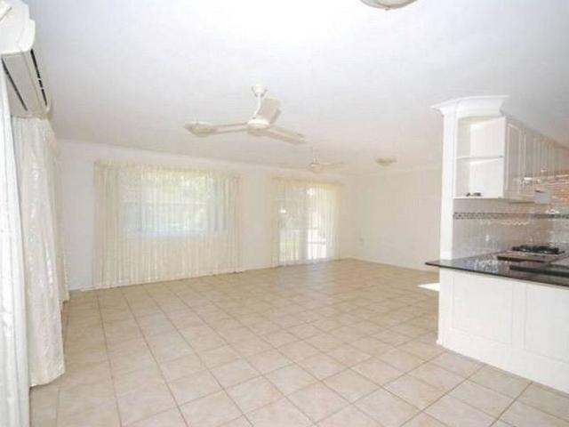 11 Joy Avenue, QLD 4220