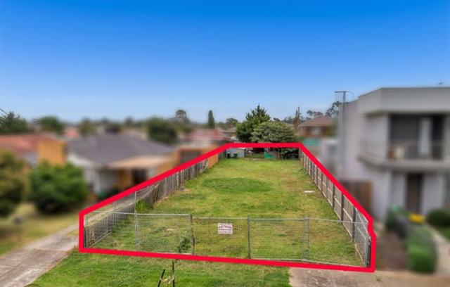 8 Crown Street, VIC 3028