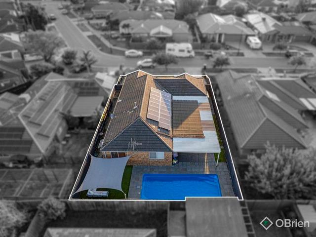 15 Forest Oak Court, VIC 3977