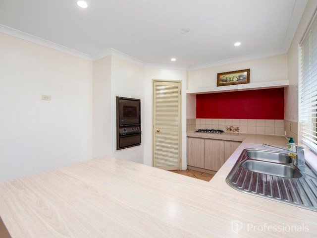 14 Turee Gardens, WA 6066