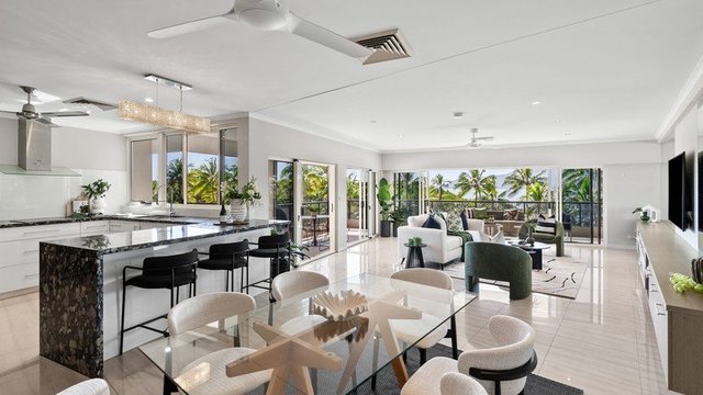 18/281 Esplanade, QLD 4870