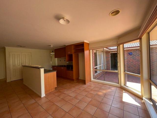 33 Machair Drive, VIC 3030
