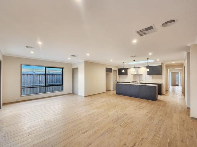 80 Edenhope Circuit, VIC 3217