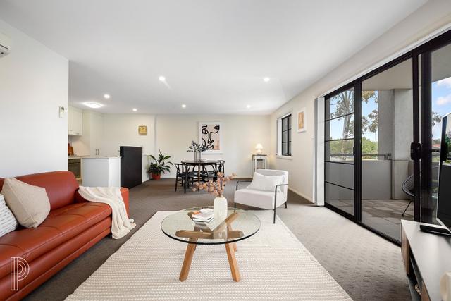 4/1 Cowlishaw Street, ACT 2900